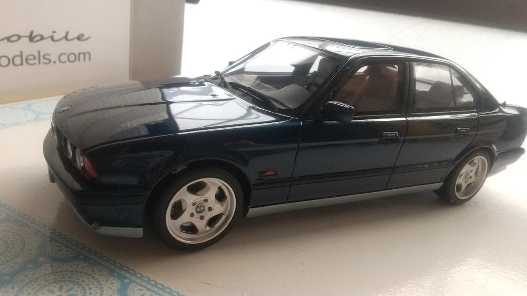 OTTO 1/18  E34 M5 ブルー （限定品）