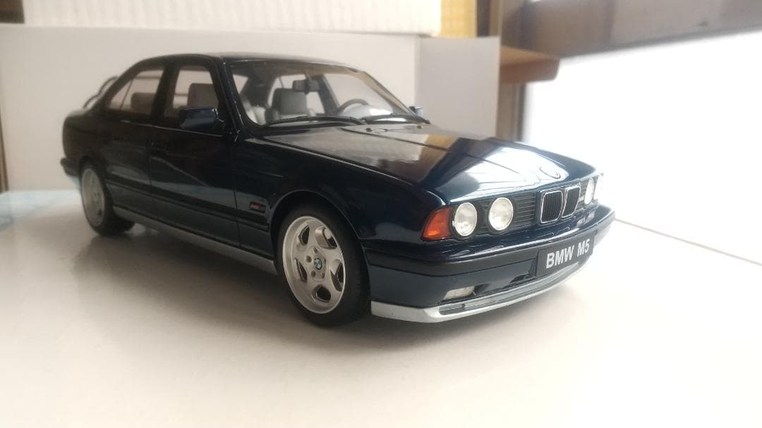 OTTO 1/18  E34 M5 ブルー （限定品）