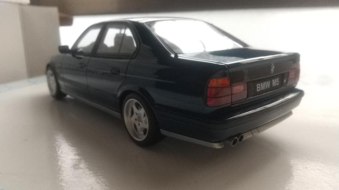 OTTO 1/18  E34 M5 ブルー （限定品）