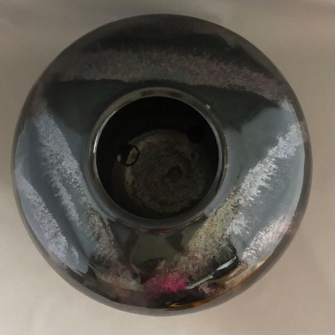 益子焼 関澤武 鉄釉丸型花瓶 箱付属品あり