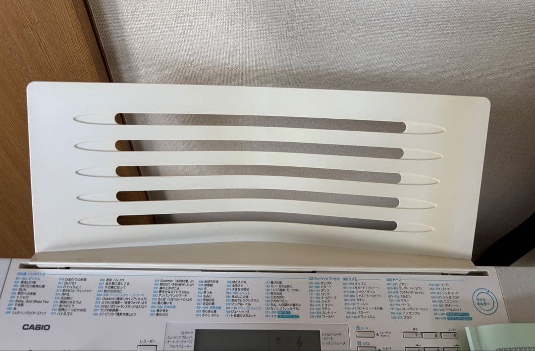 【3点セット】CASIO LK-223 電子キーボード (スタンド・椅子付き)