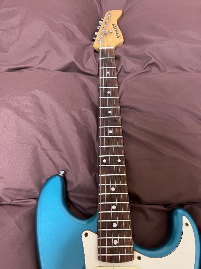 【調整済】Fernandes フェルナンデス　エレキギター　ストラト　状態良