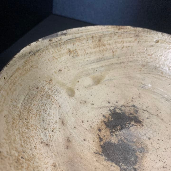 名碗　凛とし姿が美しい　刷毛目　平茶碗　銘(水月) 李朝初期　時代品　茶碗