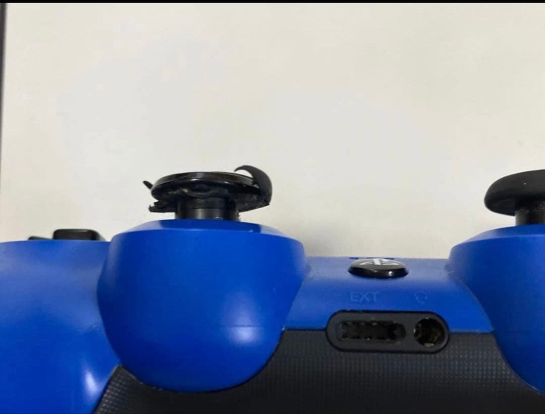 PS4本体、コントローラー、付属品、ウイニングイレブン