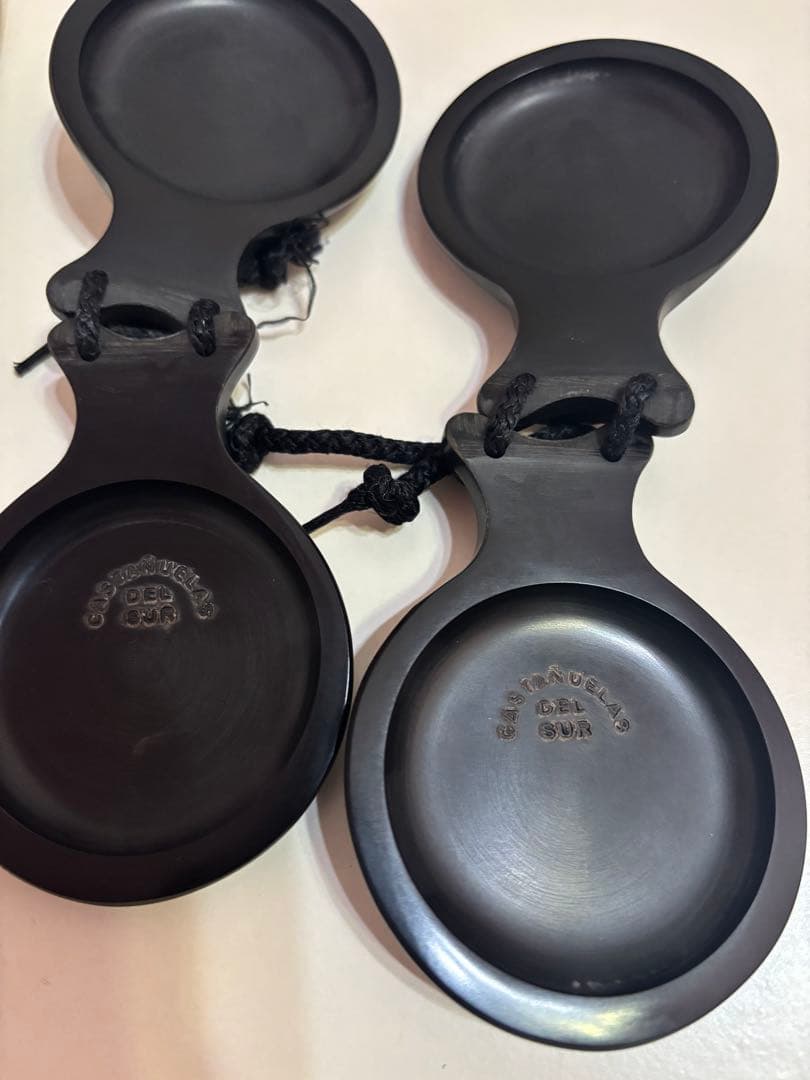 DelSur社製　フラメンコ　木製　カスタネット　パリージョ