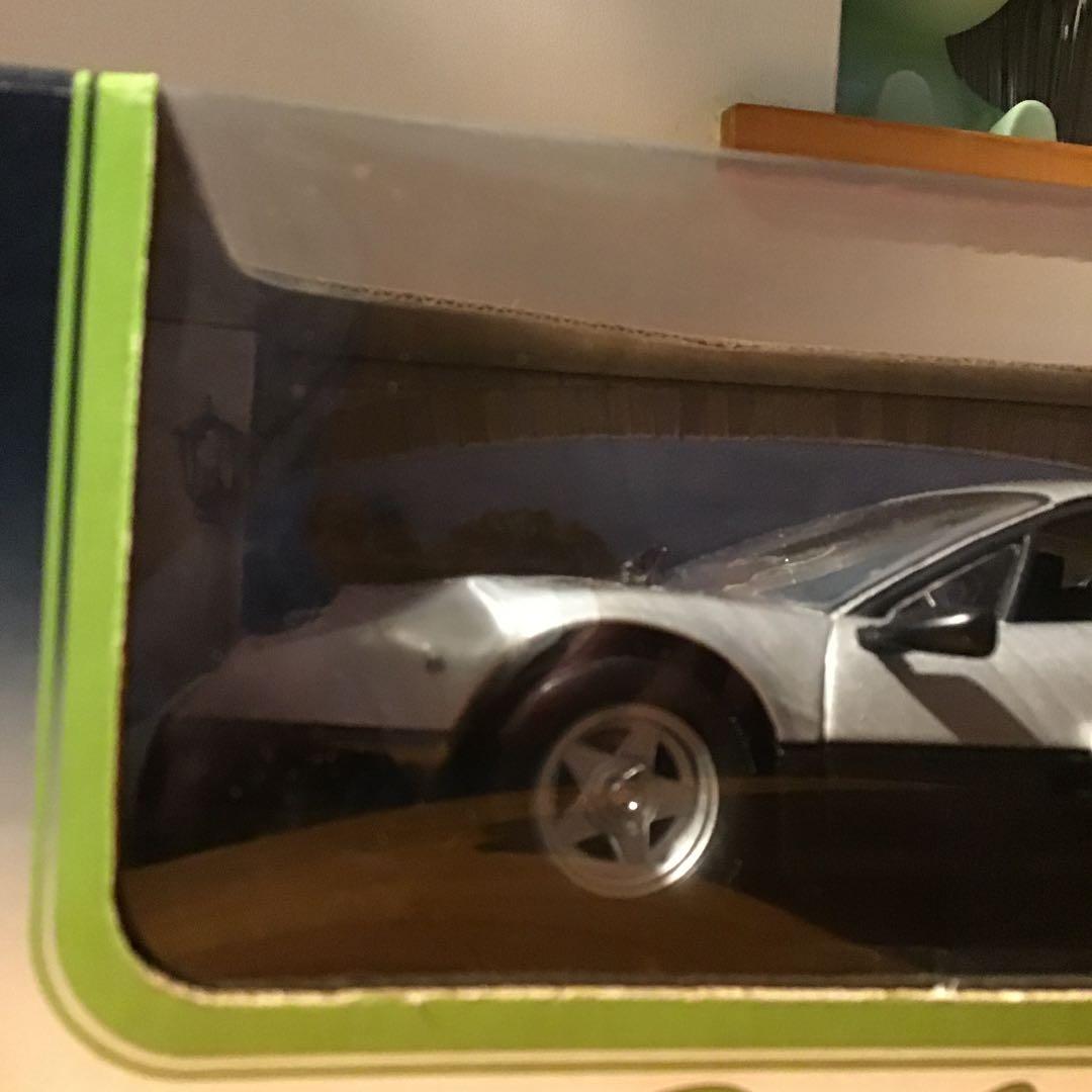 京商 KYOSHO 1/18スケール　フェラーリ512 BB （シルバー）