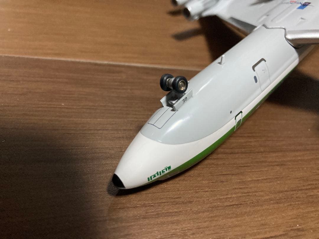 1/200 イラク航空 ボーイング707