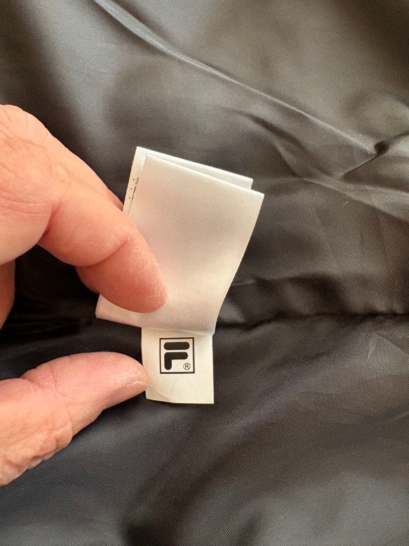 値下げしました　FILA ゴルフウェアセット( L L) 新品ダグ付