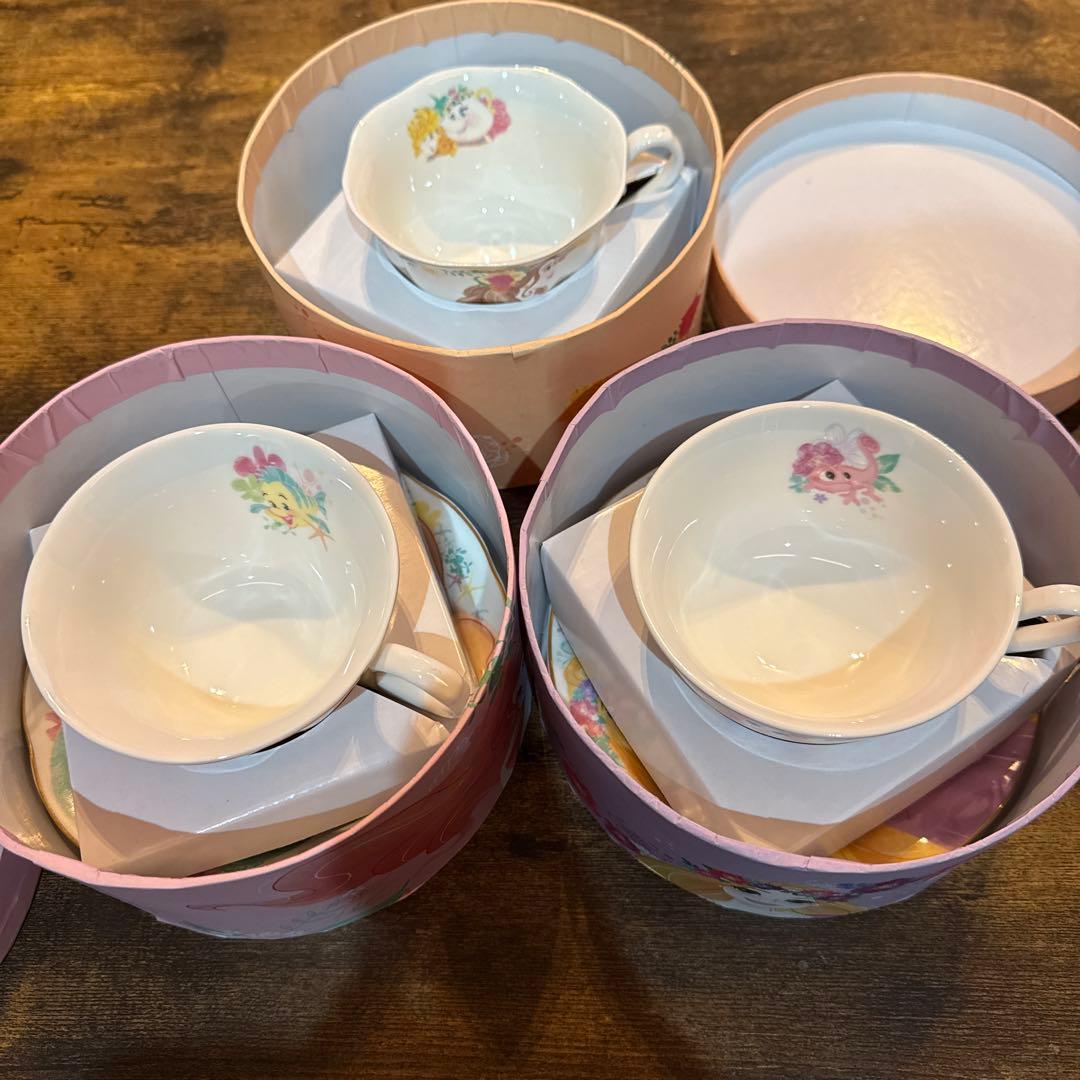 ディズニーティーカップセット（3個）　ベル　ラプンツェル　アリエル