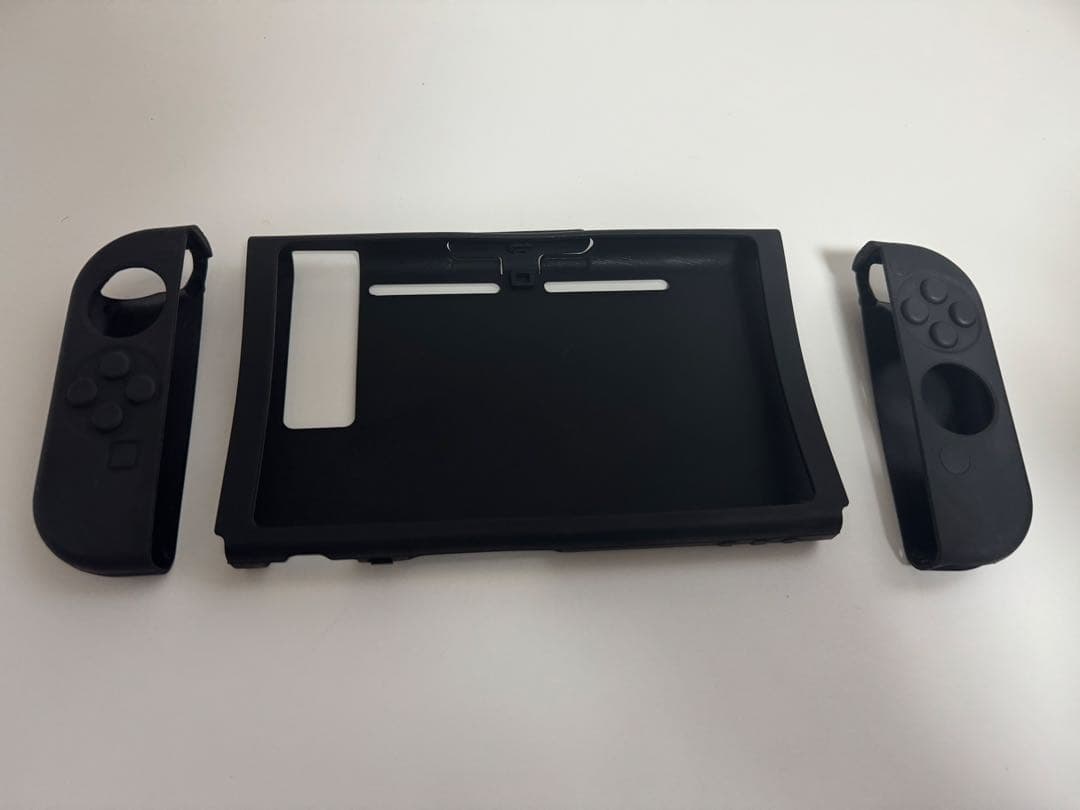 Nintendo Switch 本体グレー シリコンカバー　保護フィルム貼り済み