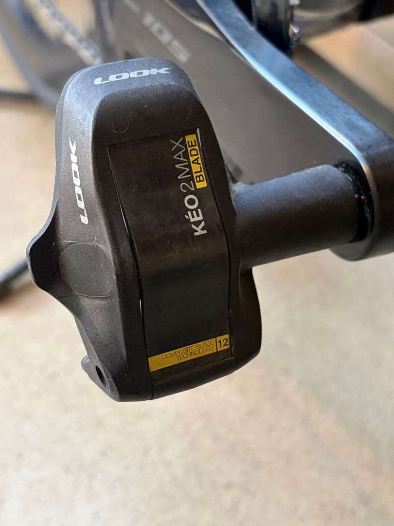 美品 2022 ジャイアント　TCR advanced PRO1 DISC 電動