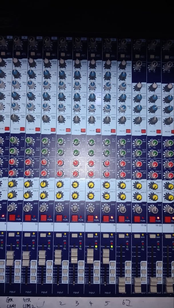 配信機器・PA機器・レコーディング機器 MIDAS VENICE 320