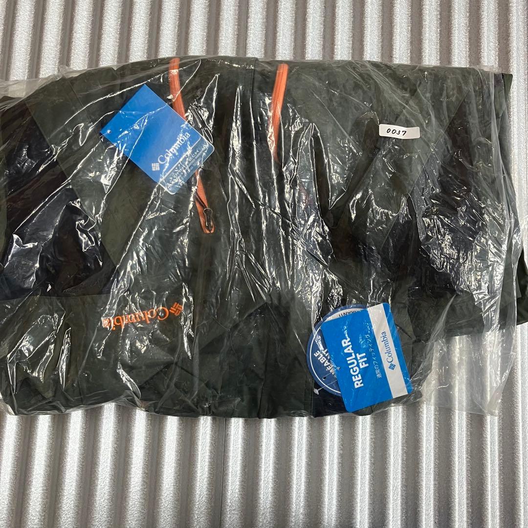 未使用　コロンビア　スノボウェア　ジャケット　メンズ　アウター M