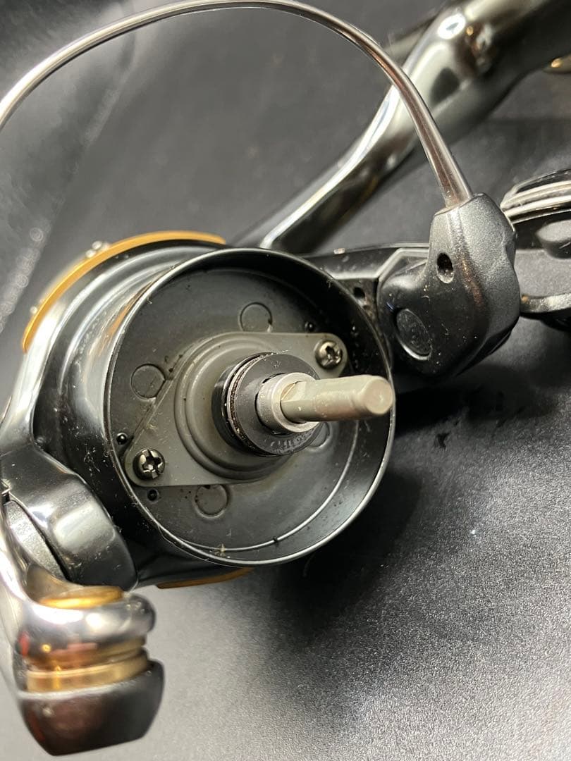 hs01 外観美品 シマノ 04 ステラ 1000S ハンドルなし