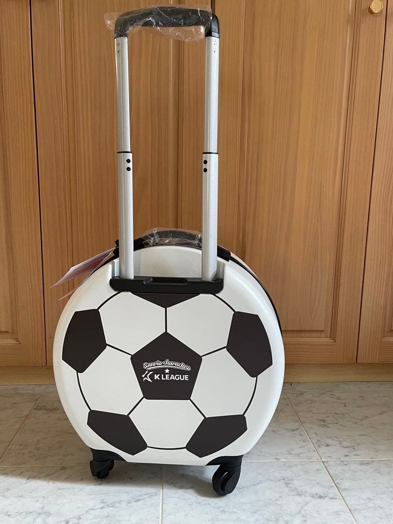 【新品】サンリオキャラクター キャリーケース キティ　クロミ　シナモン　マイメロ