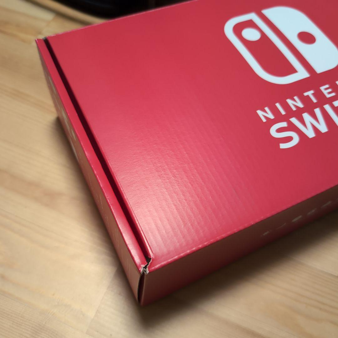Nintendo　Switch　本体　ケース付き　任天堂　グレー