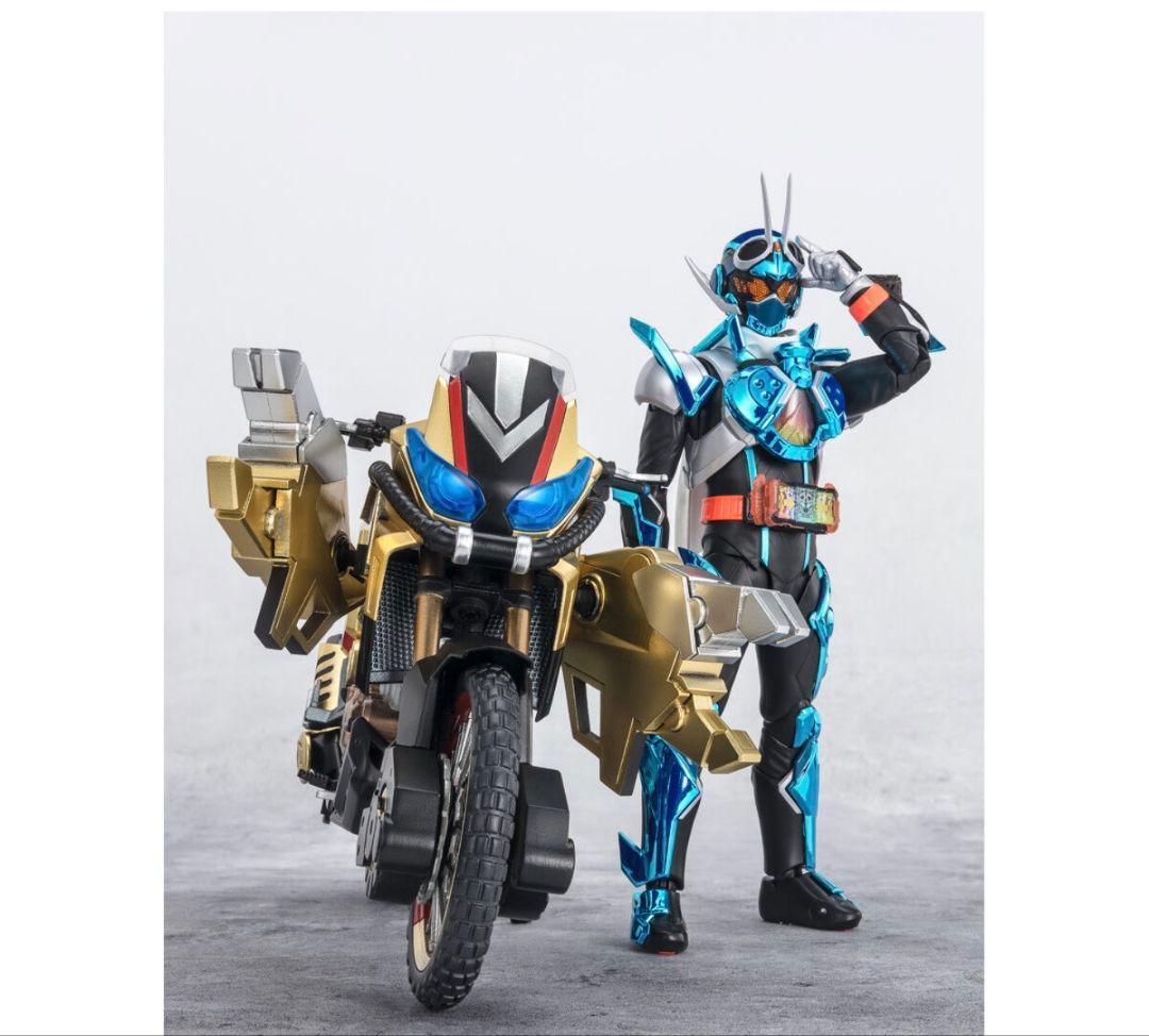 ★未開封！アクリルロゴ＋バイク付！　仮面ライダーガッチャード　フィギュアーツ