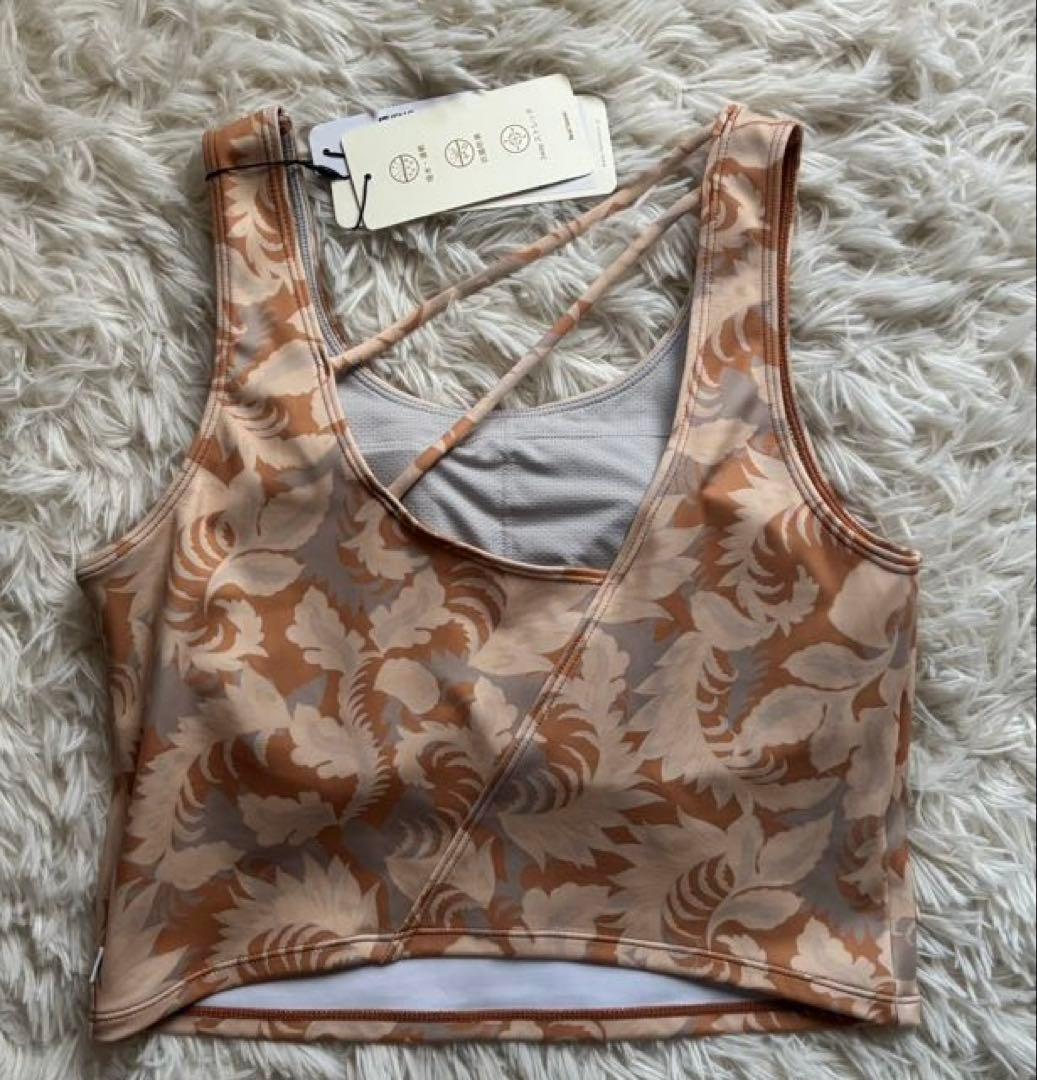 リアルストーン ◇ヨガウェア セットM新品タグ付オレンジ　22,000円のお品