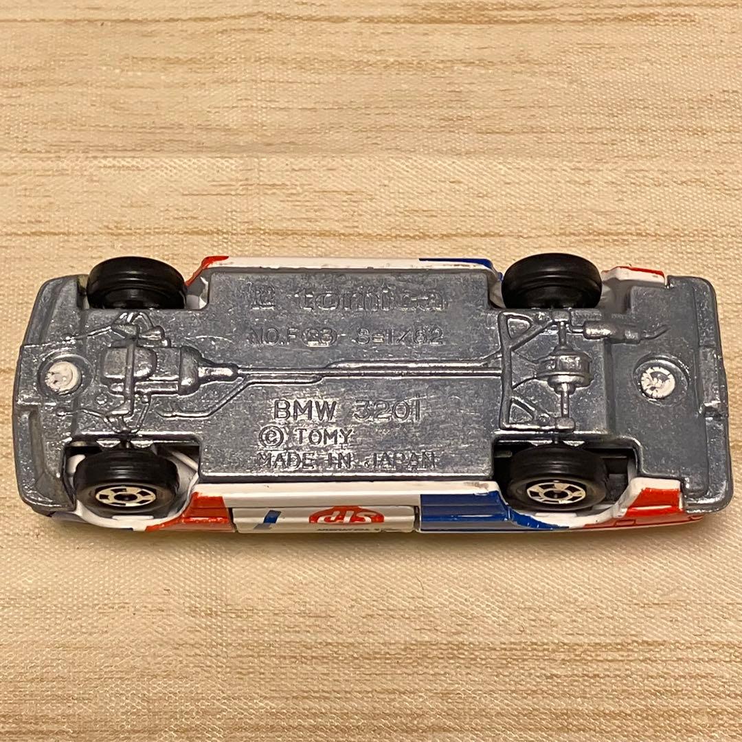 トミカ  320i No.F23 1/62