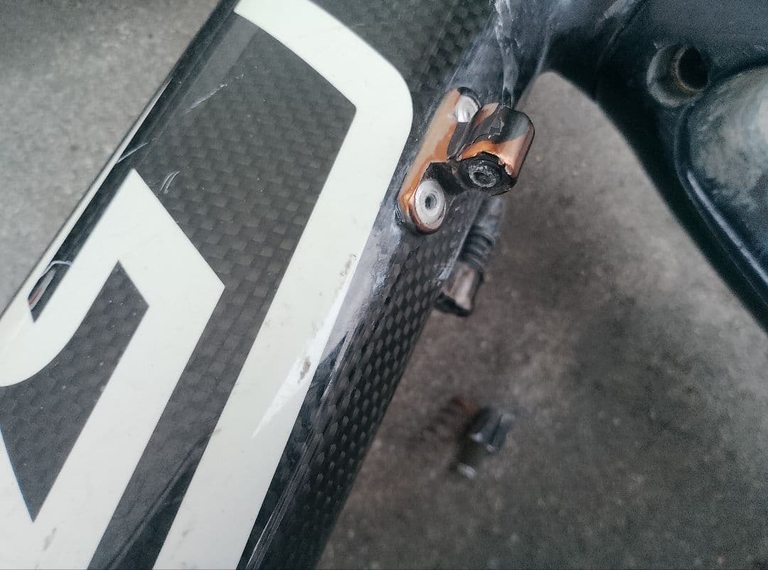 カーボンフレーム Felt Z25