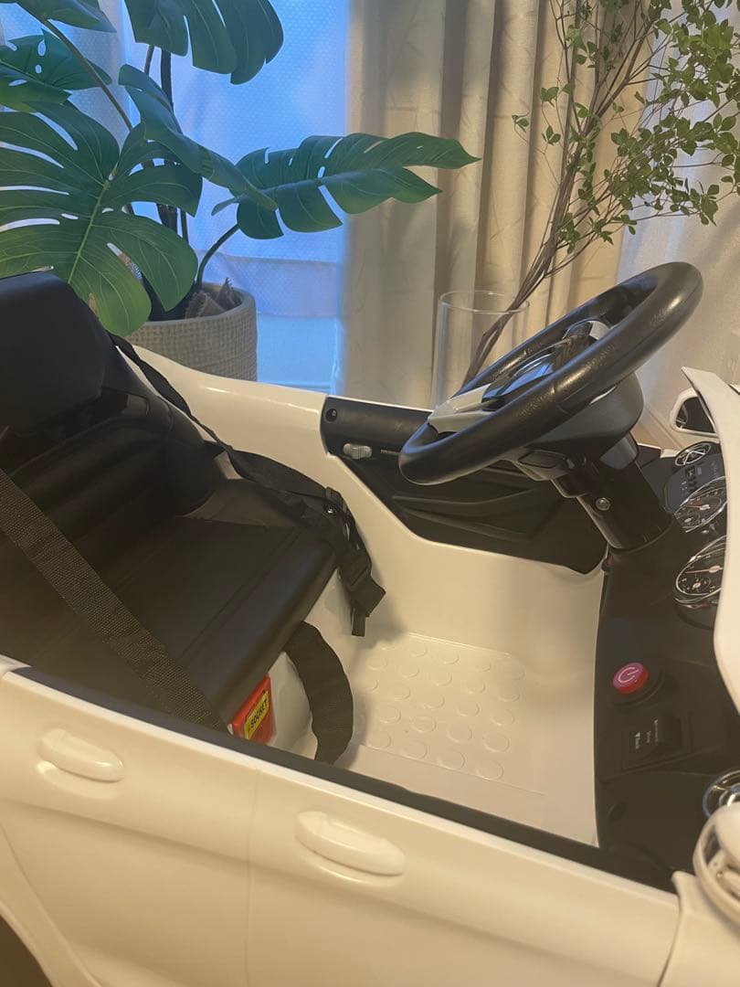 メルセデス・ベンツ 乗用ラジコンカー【夏休み値下げ中！】【送料込に変更】