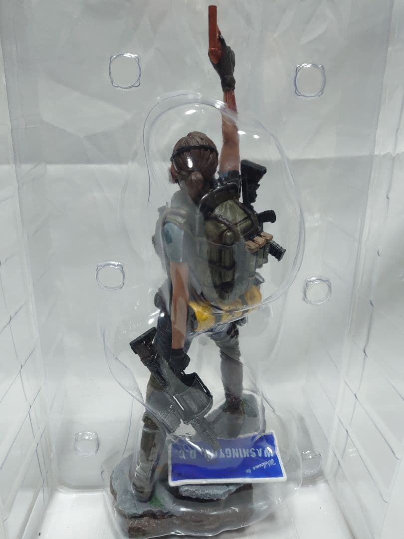 ディビジョン2 ダークゾーン　コレクターズエディション（ソフト欠品）