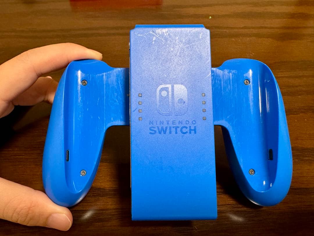 お得‼️コントローラー ➕本体Switch マリオレッド×ブルー