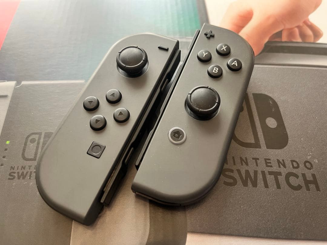 【美品】Nintendo Switch本体