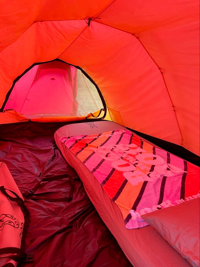 【美品】ヒルバーグ　カイタム3GT フットプリント付き、2022年12月購入