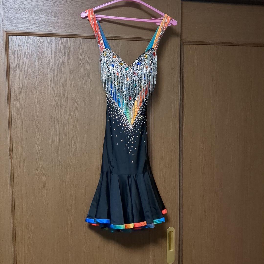 社交ダンスラテンドレス 黒 赤 青 フレアスカート