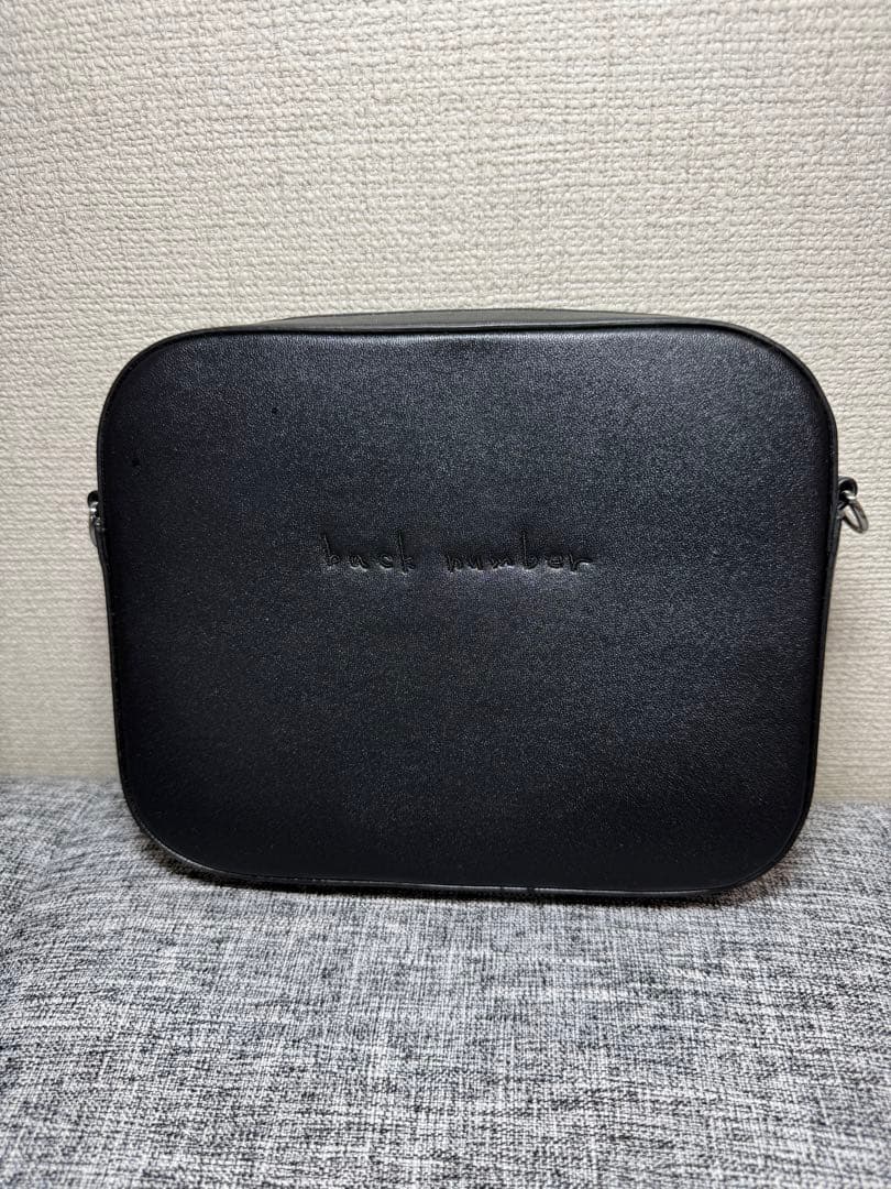 backnumber 【one room限定】別注ギターストラップ風バッグ