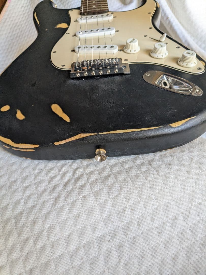 レリック加工　エレキギター フォトジェニック　ストラトキャスター　ブラック