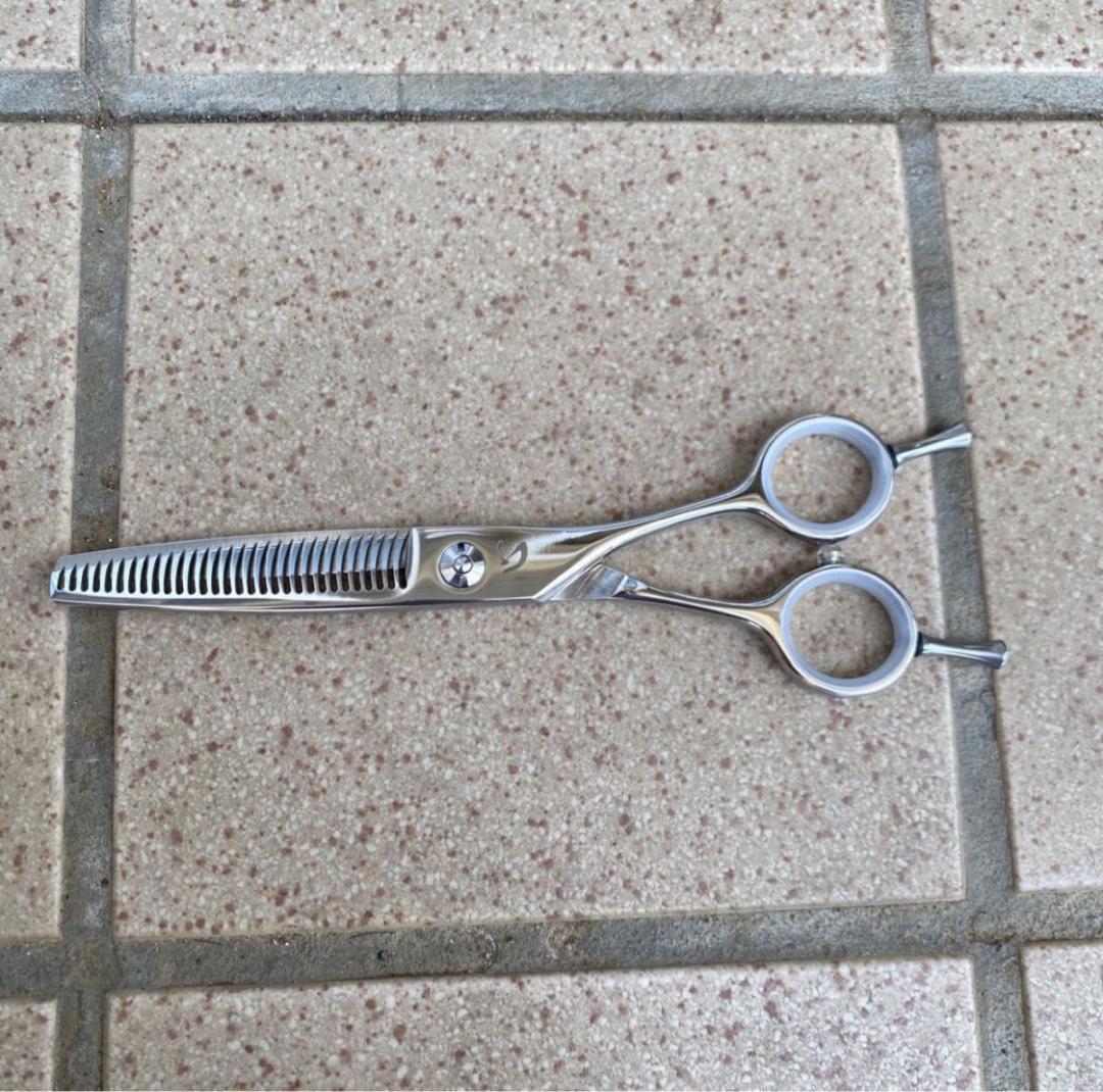 ６インチセニングシザー 45% 前後切れ味抜群 理美容 スキセニングシザー