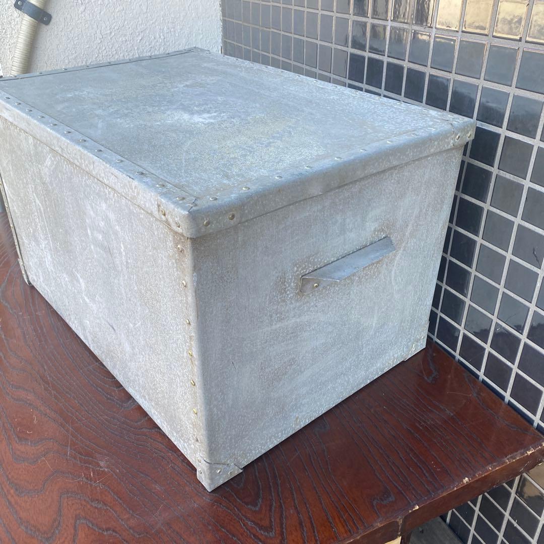 ヴィンテージメタルボックス 蓋付き収納箱 インダストリアル インテリア