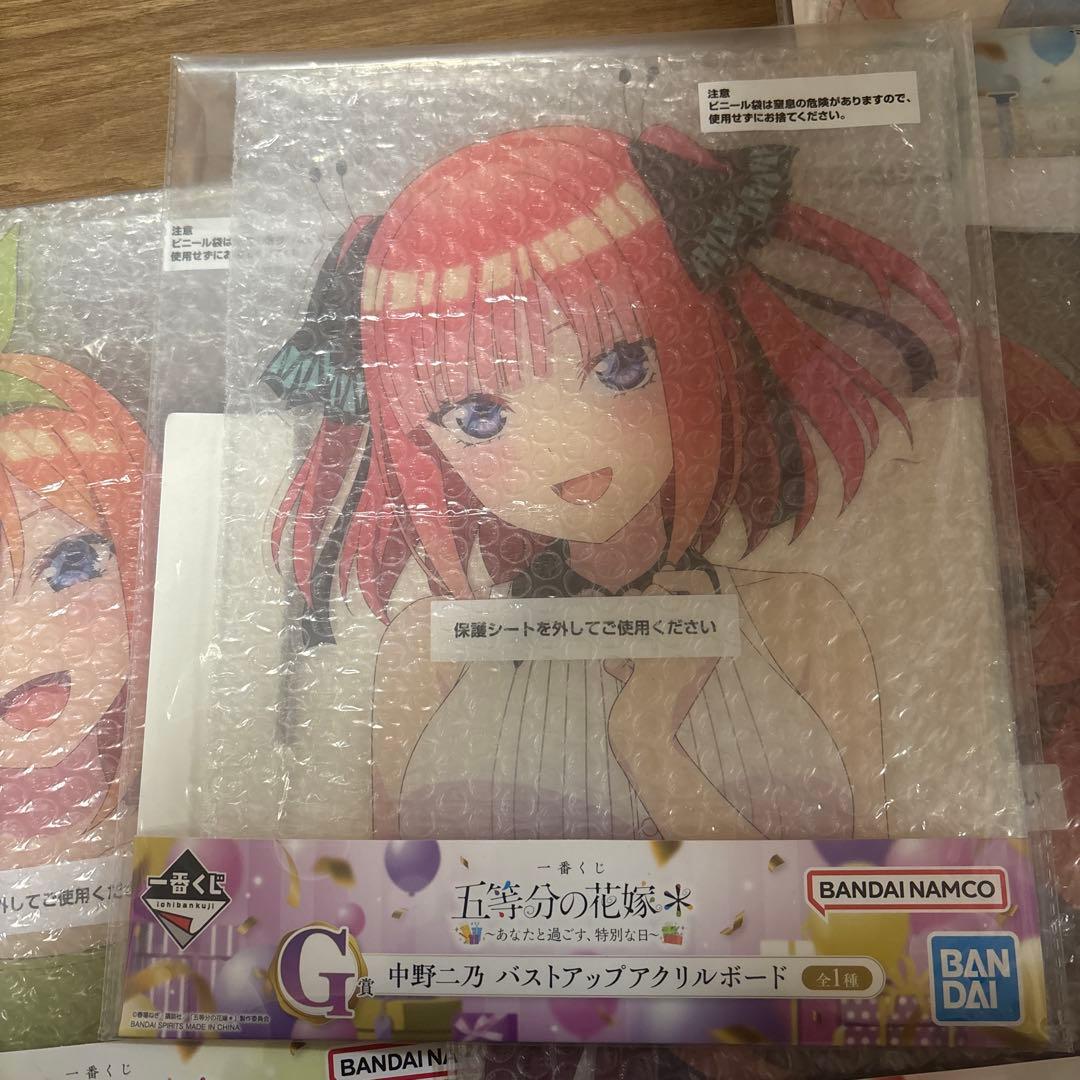 最終価格。五等分の花嫁　バストアップアクリルボード　5枚セット