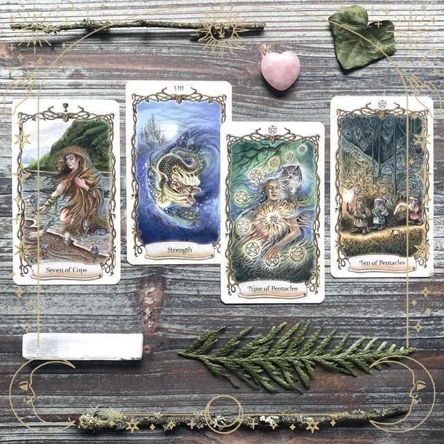 【正規品タロットカード】希少入手困難品✨神話や伝説の幻獣、動物たちの美麗デッキ