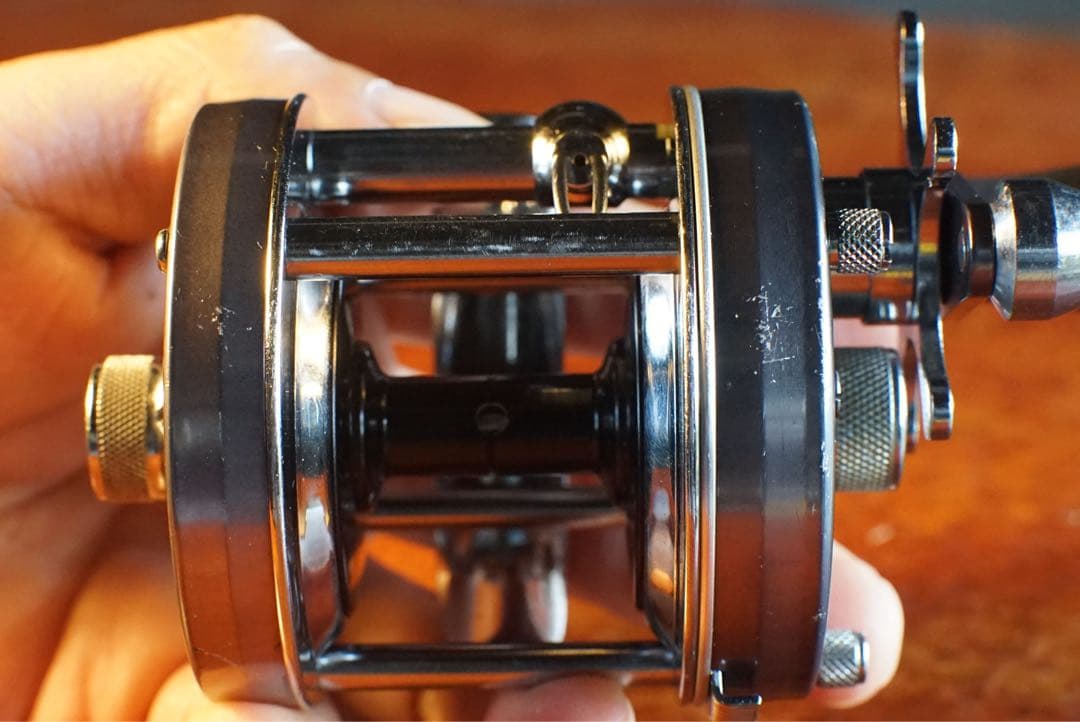 ABU アンバサダー 5500C ビッグA メンテ済 フレーム修正済