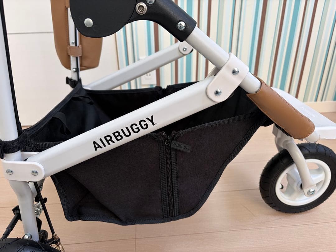 コット新品　エアバギーDOME3 スモール　アースブラック　最新ロゴフレーム