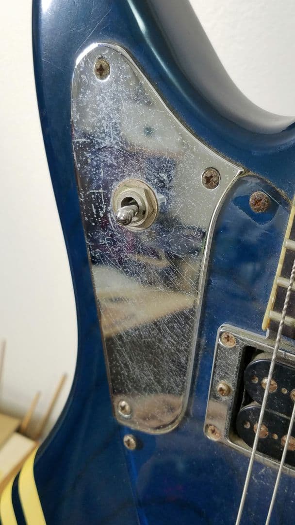 Bacchus SURF HANDMADE ジャガーシェイプ エレキギター