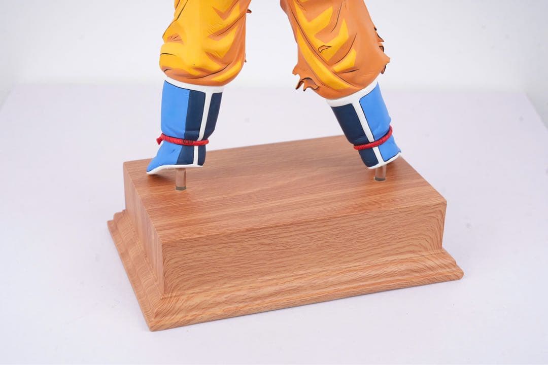 ドラゴンボールフィギュア超サイヤ人 孫悟空 二次元彩色　リペイント