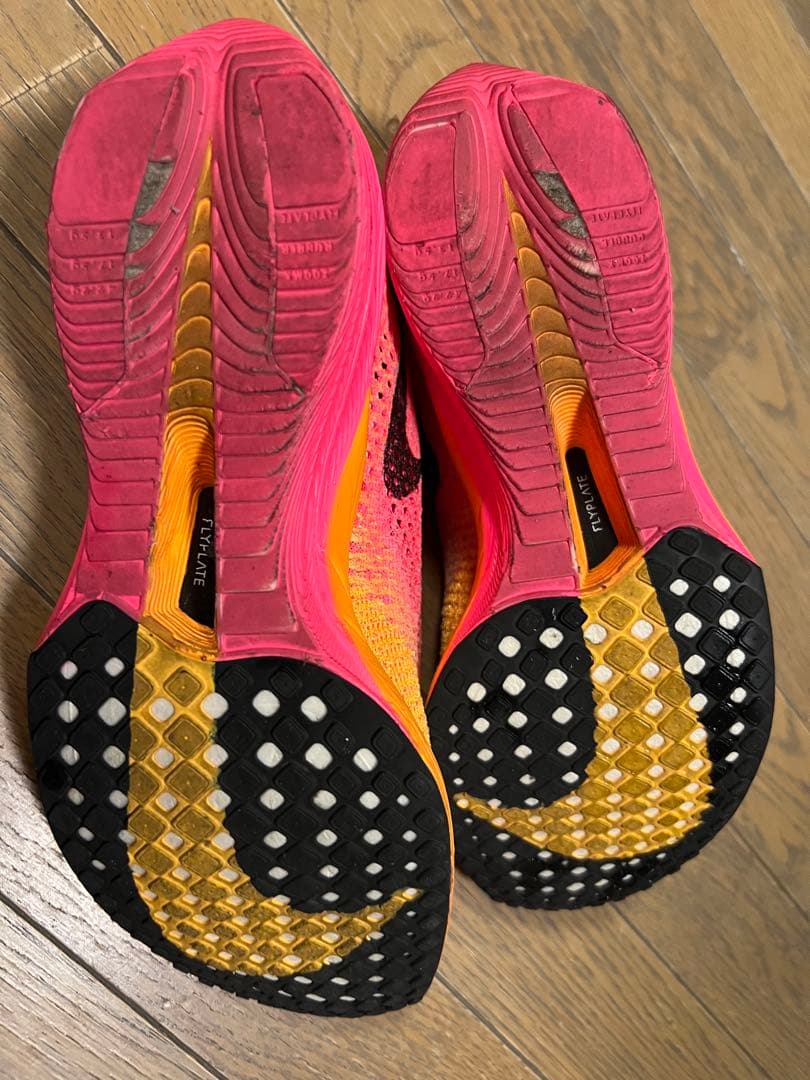 最終値下げNIKE ナイキ ヴェイパーフライ 3 DV4130-600 23cm