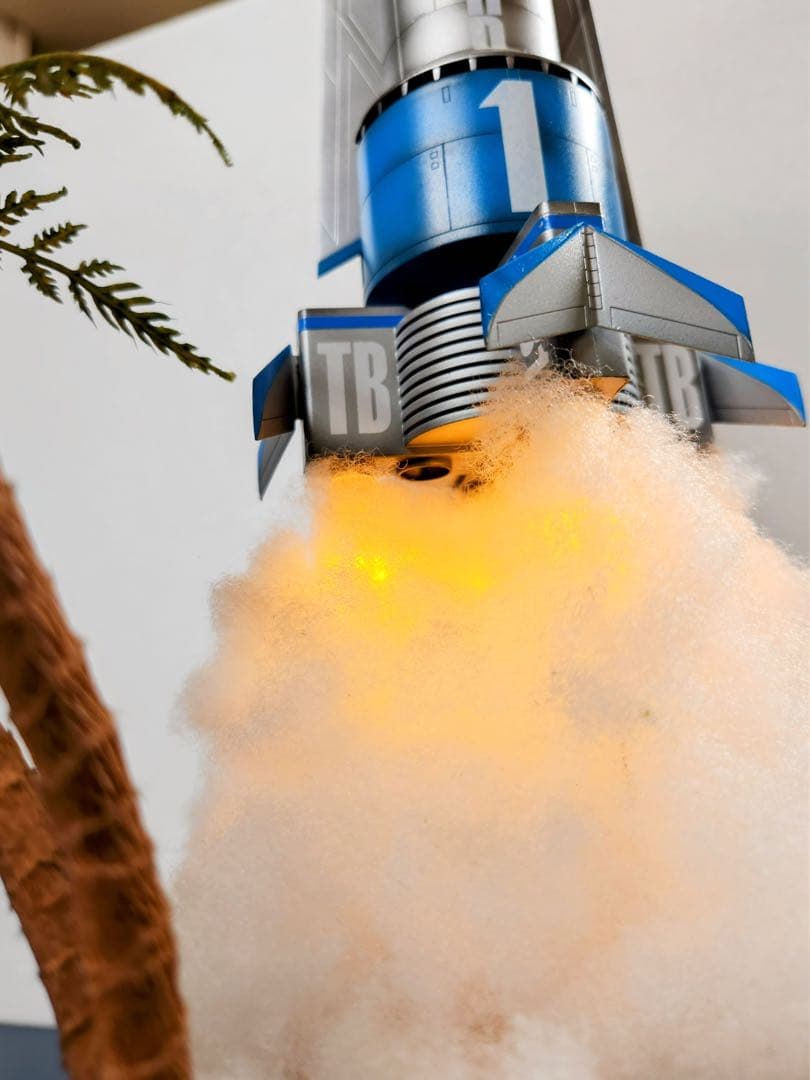 【最終値下げ！】30%オフ　衝撃プライス！TB1号ソフビ40cm電飾プロ製作