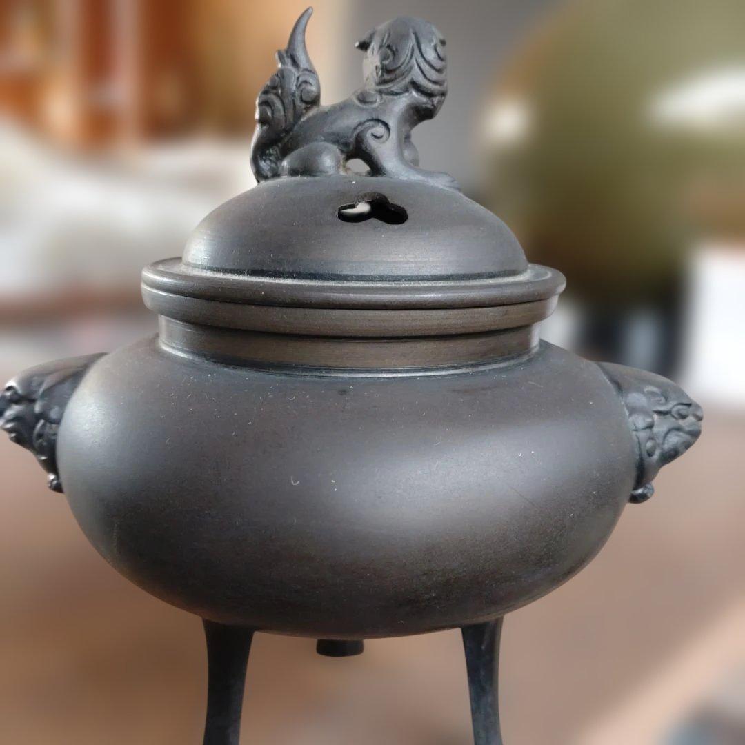 獅子彫刻の香炉