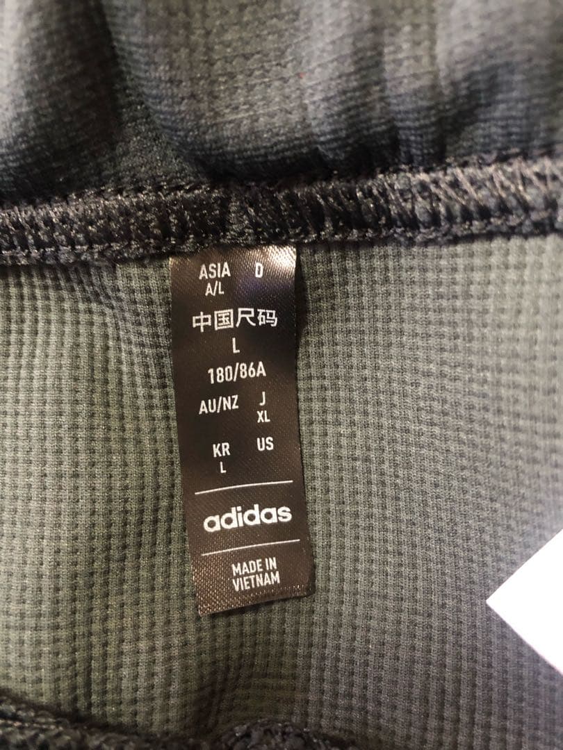 adidas ZNE japan レギュラーフィット　フルレングスパンツ
