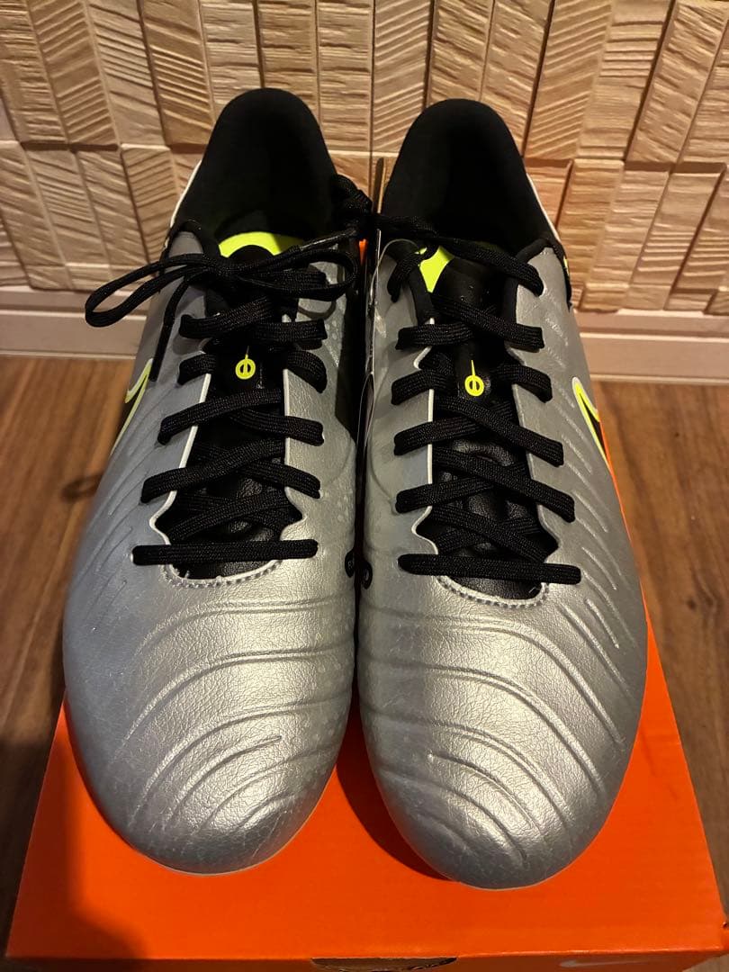 【新品】NIKE サッカースパイク