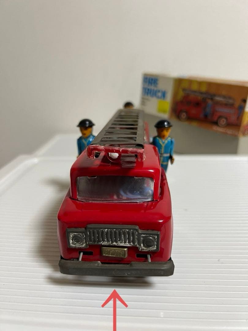 ブリキのおもちゃ（消防車　はしご車）