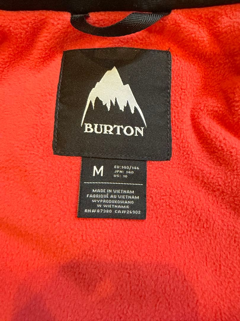 ⭐︎新品⭐︎未使用品⭐︎バートンM(140cm) スノボ　スキーウエア