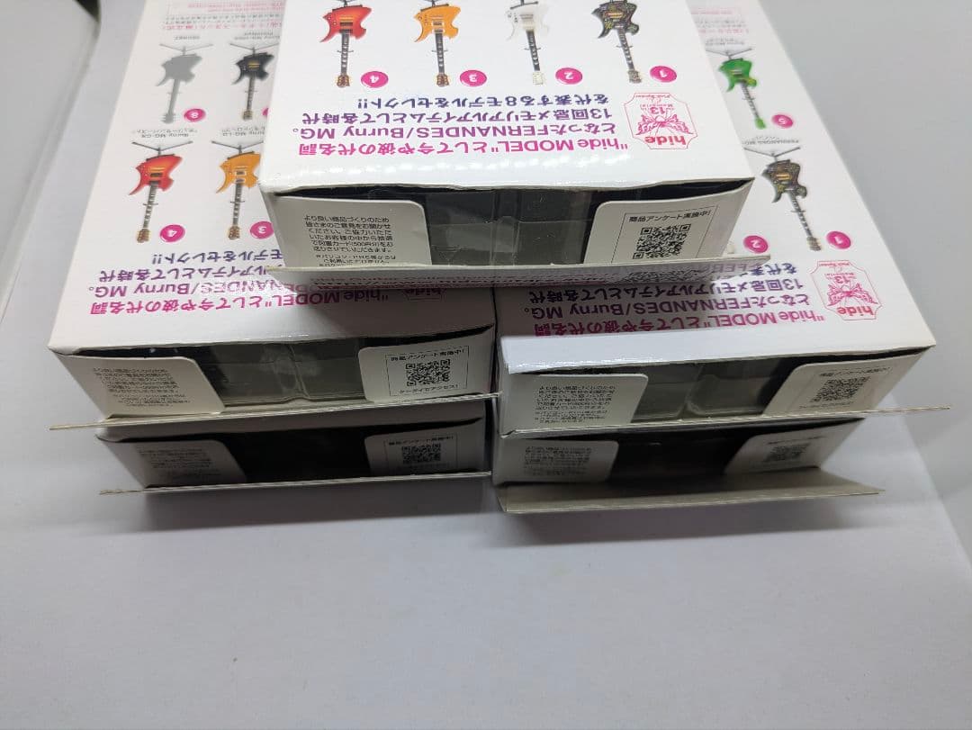 hide　ギターコレクション　イエローハート