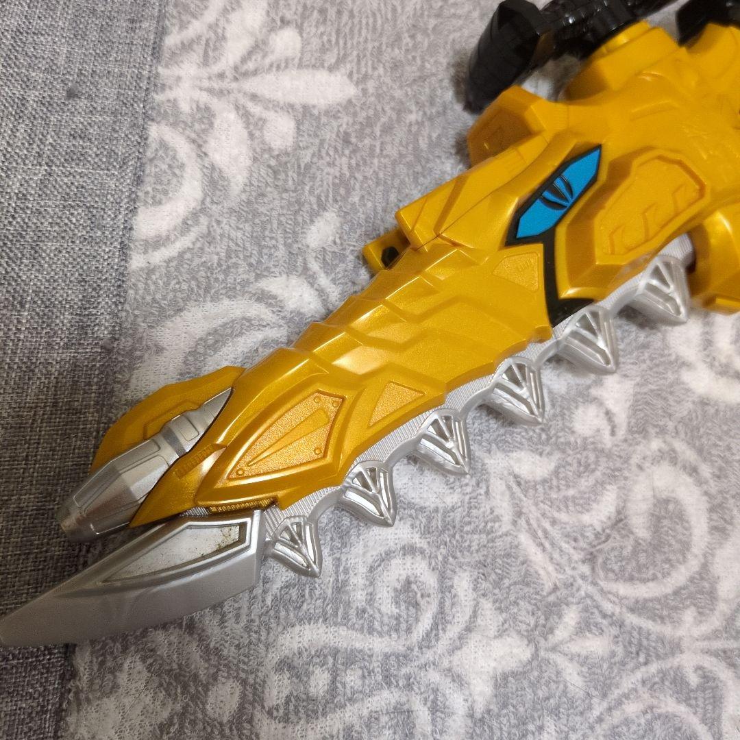 DX リュウソウジャー　武器　リュウソウカリバー　リュウソウル　ゴジュウジャー