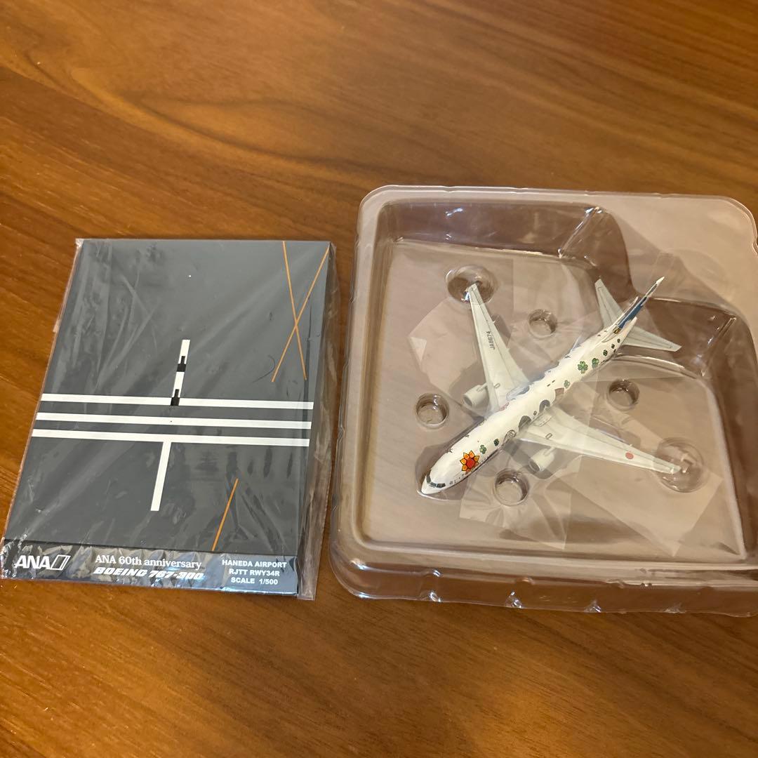ゆめジェット　ANA Boeing 767-300 60周年記念モデル